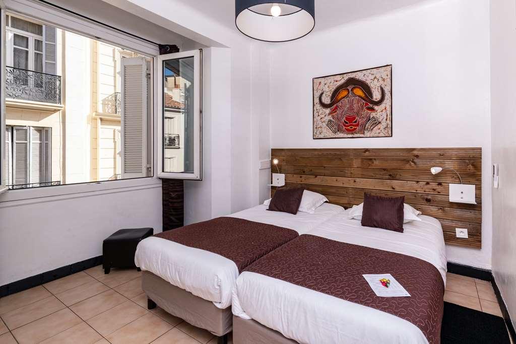 טולון Celenya Hotel מראה חיצוני תמונה