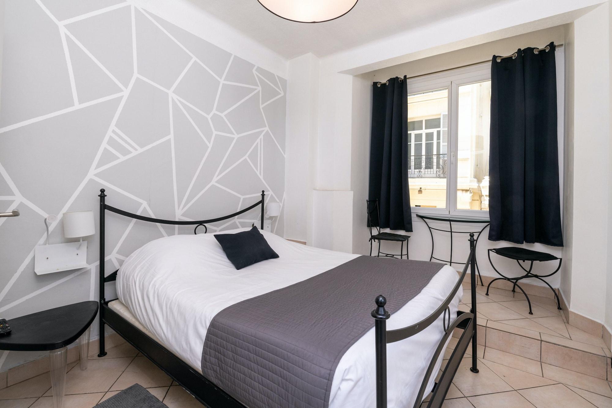 טולון Celenya Hotel מראה חיצוני תמונה