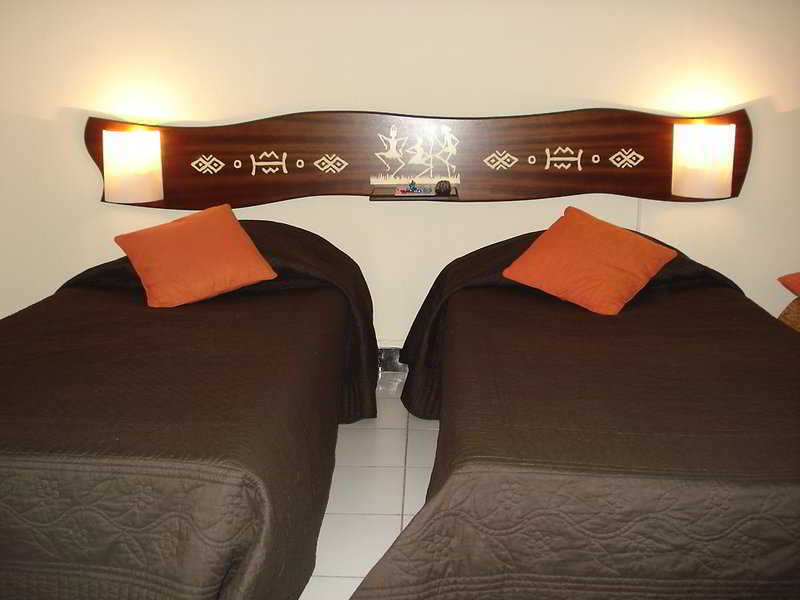 טולון Celenya Hotel מראה חיצוני תמונה